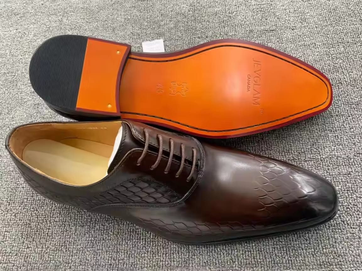 1000104882.jpg Serpent scale shoe